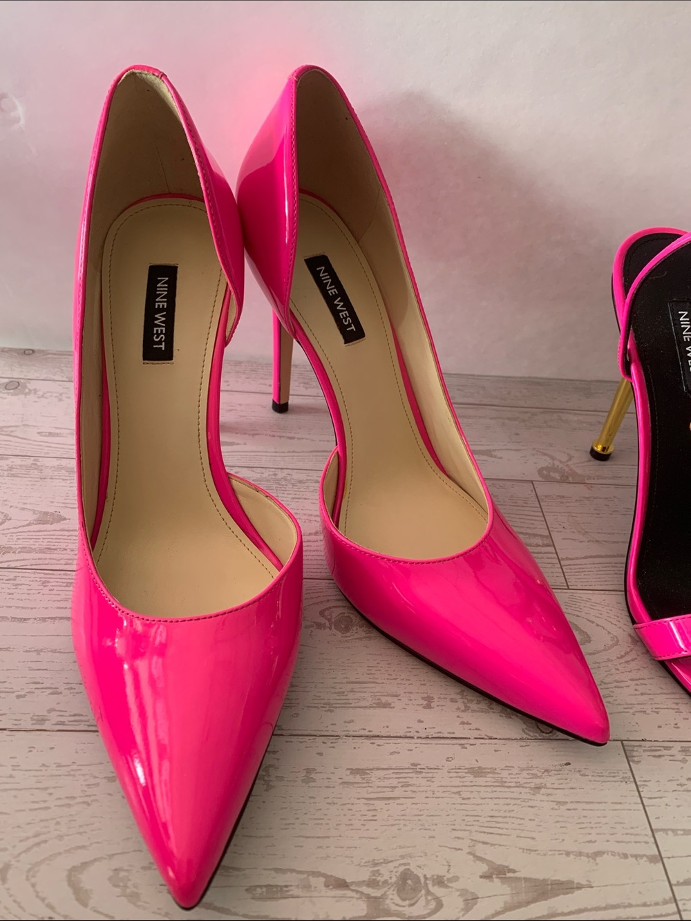 2 Nine West shoes Hot Pink Pointy toe Pumps Reina ankle strap Sandals size 9 - Picture 2 of 11